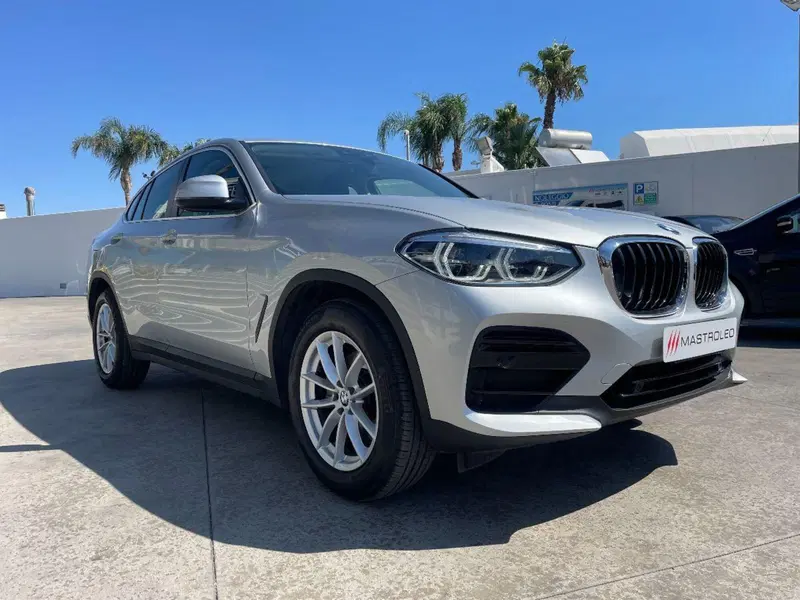 BMW X4 usata a Lecce (9)