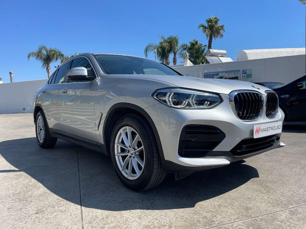 BMW X4 usata a Lecce (9)