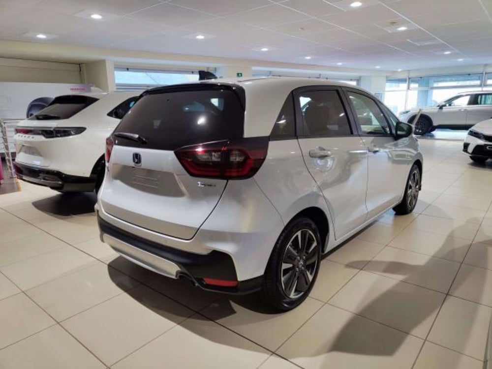 Honda Jazz nuova a Savona (4)