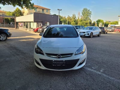 Opel Astra 1.4 100CV 5 porte Elective del 2013 usata a Bologna