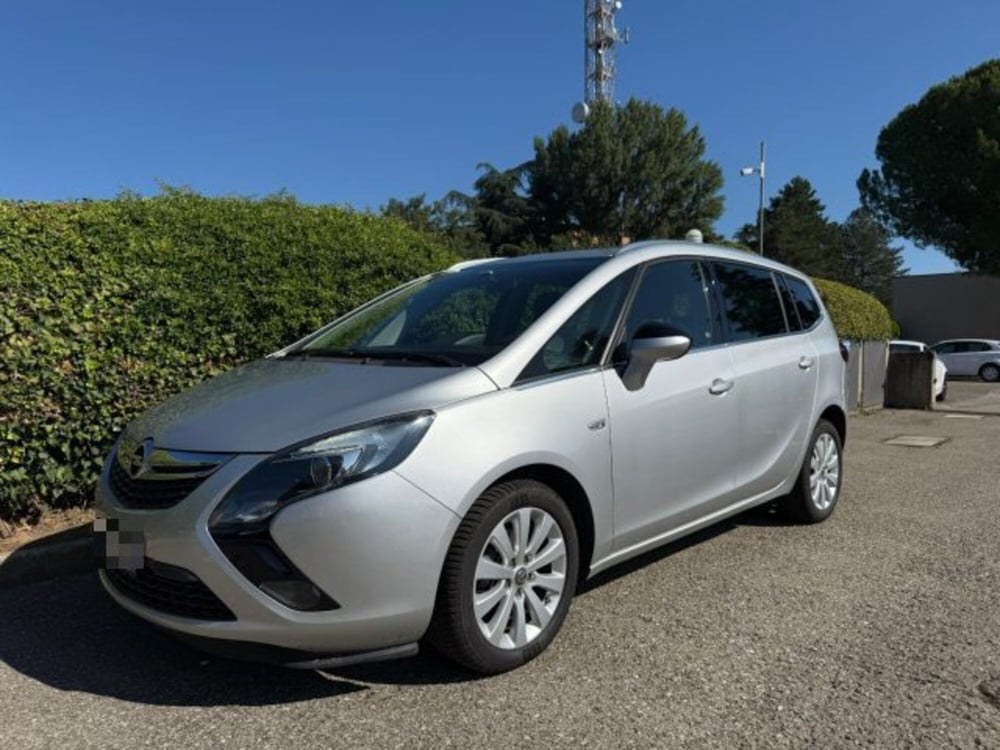 Opel Zafira Tourer usata a Bologna