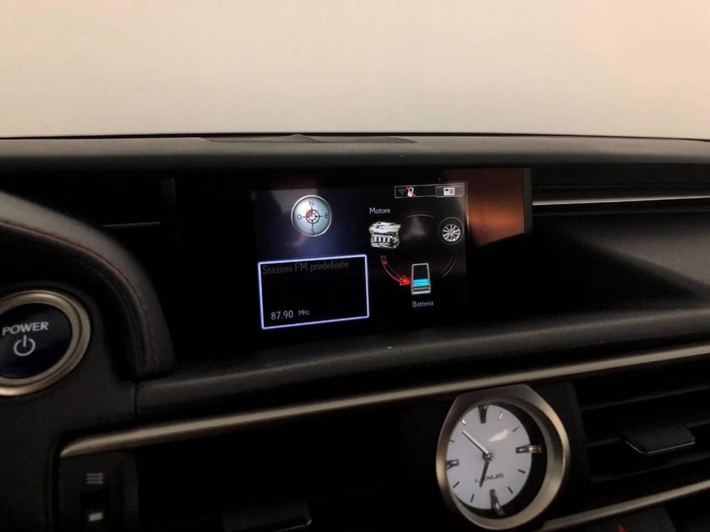 Lexus RC usata a Torino (14)