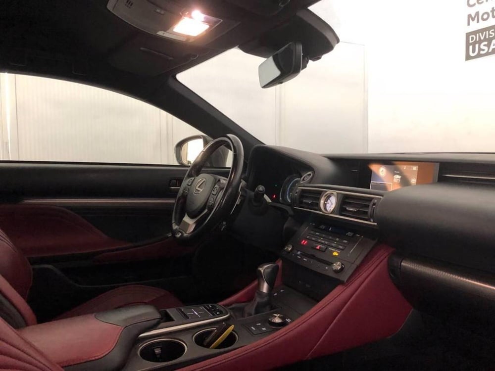 Lexus RC usata a Torino (8)