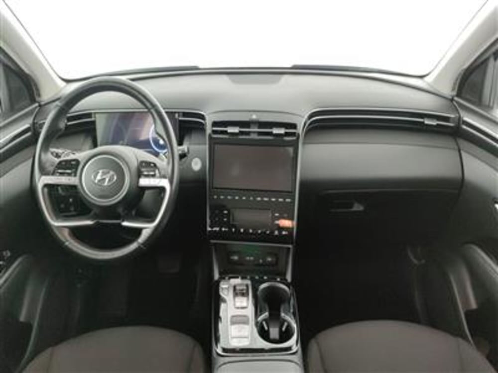 Hyundai Tucson usata a Bari (15)