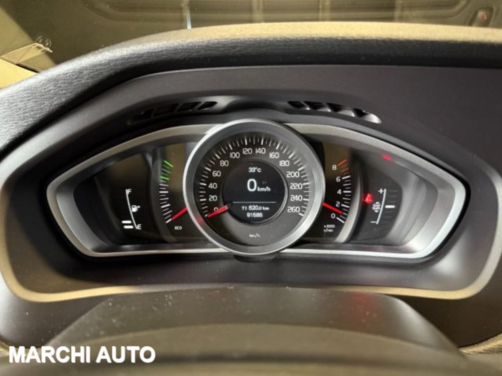 Volvo V40 usata a Perugia (16)