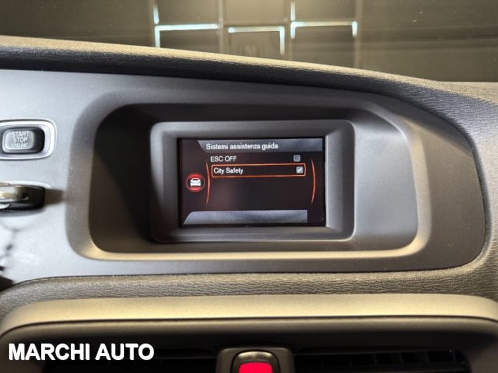 Volvo V40 usata a Perugia (19)