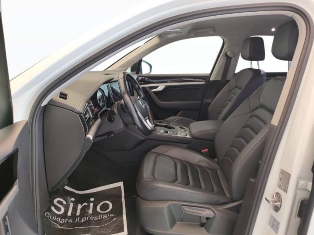 Volkswagen Touareg usata a Teramo (15)