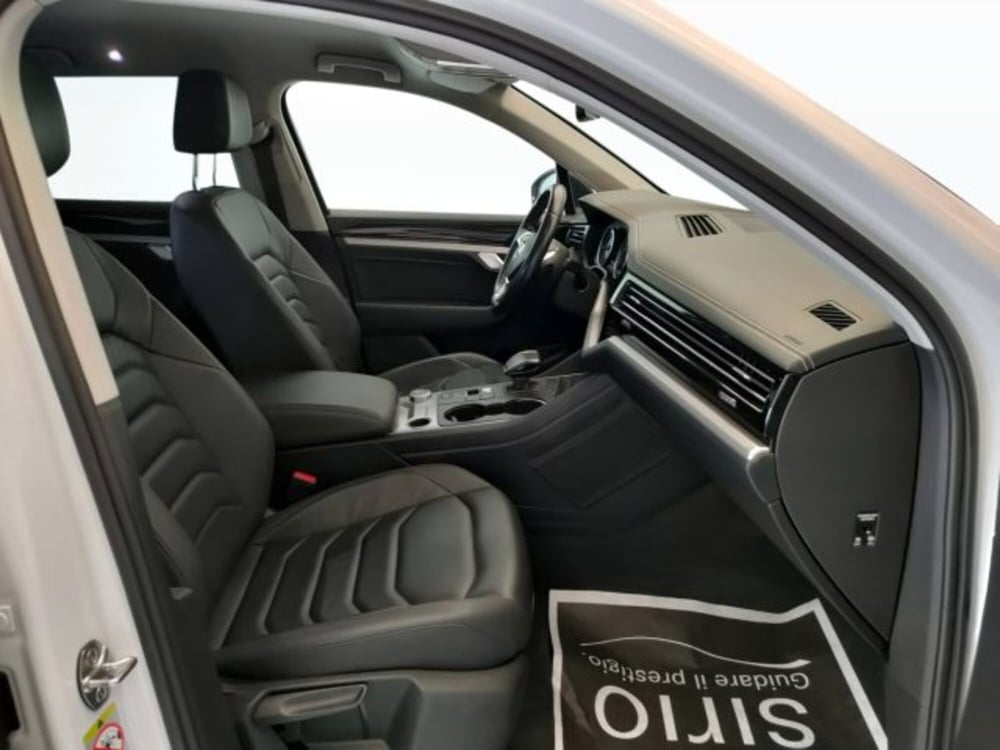Volkswagen Touareg usata a Teramo (9)