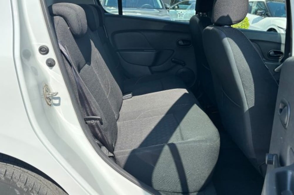 Dacia Sandero usata a Latina (10)