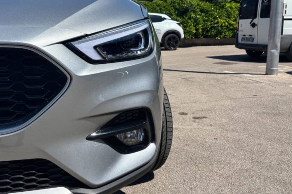 Mg ZS (2021-->) usata a Latina (11)