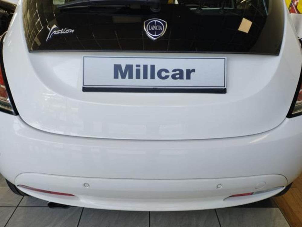 Lancia Ypsilon usata a Varese (5)