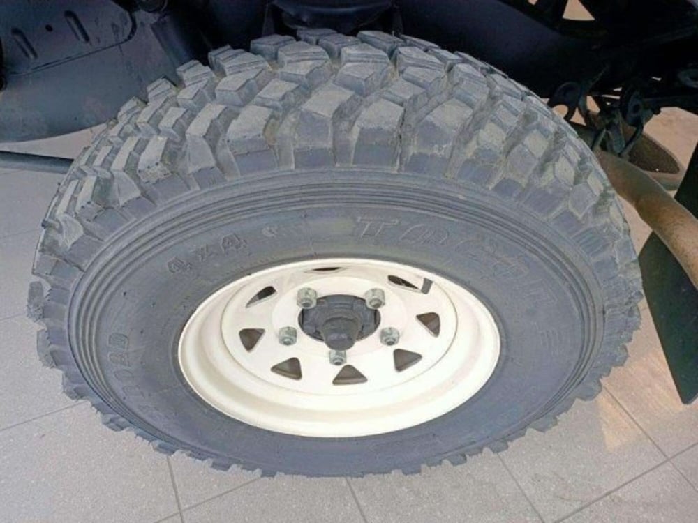 Land Rover Defender usata a Firenze (12)