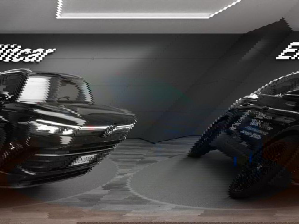 Volkswagen Tiguan usata a Milano (4)