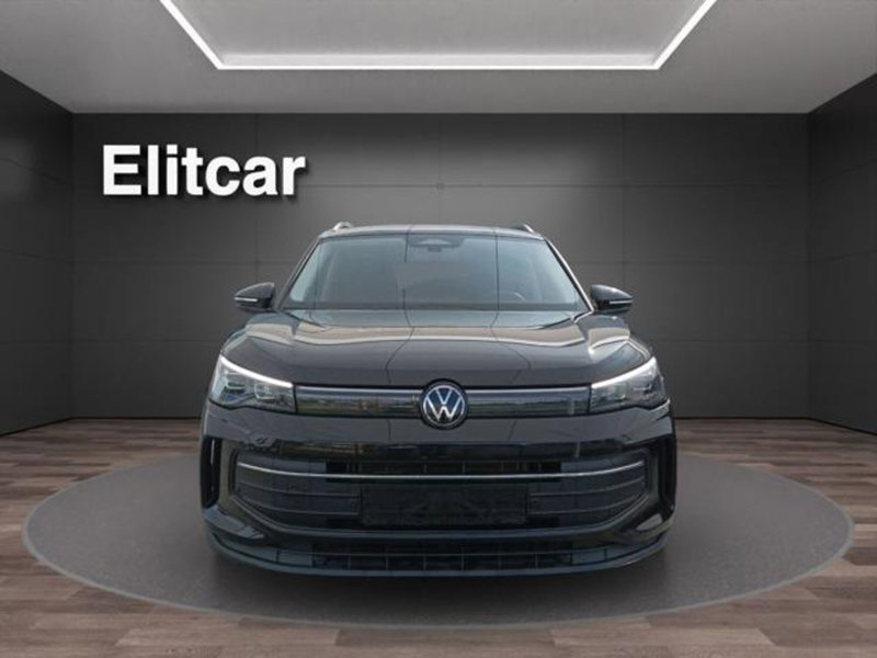 Volkswagen Tiguan usata a Milano (9)