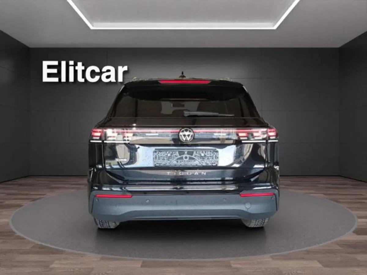 Volkswagen Tiguan usata a Milano (7)