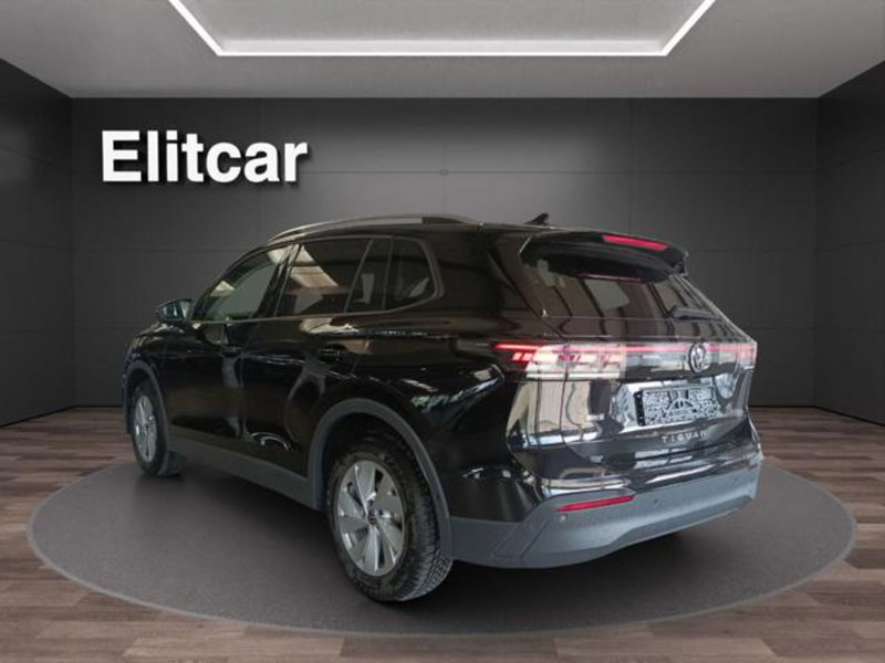 Volkswagen Tiguan usata a Milano (14)