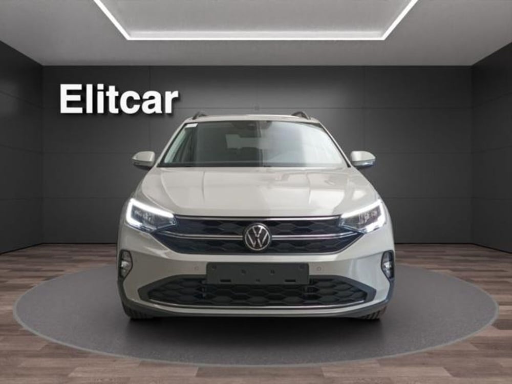 Volkswagen Taigo nuova a Milano (2)