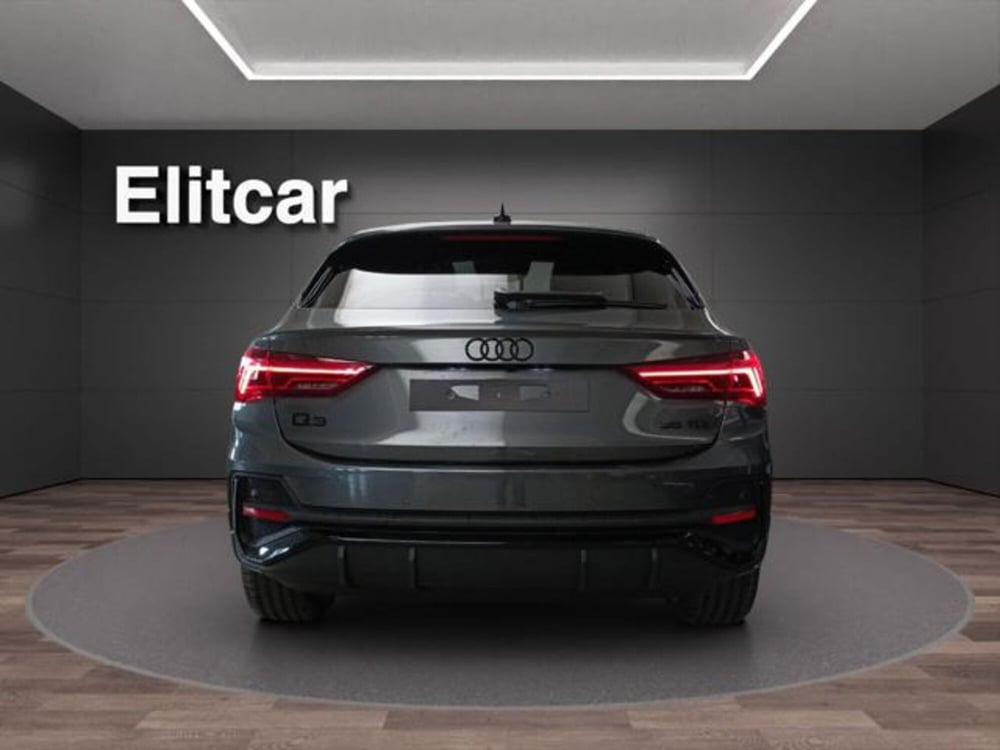Audi Q3 Sportback nuova a Milano (6)