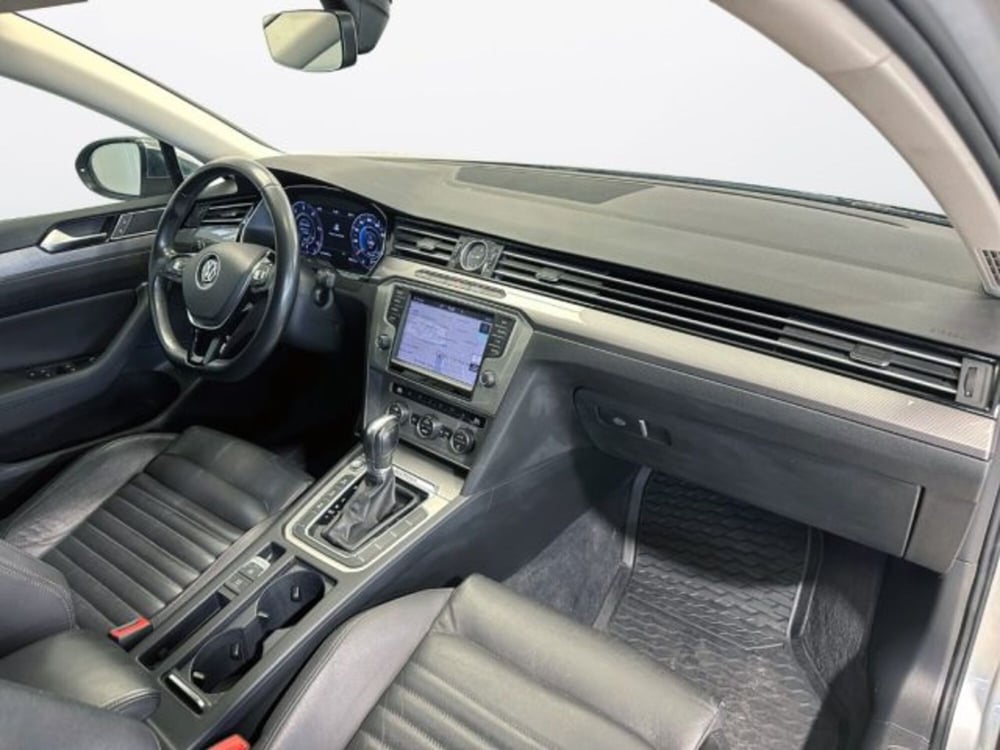 Volkswagen Passat Variant usata a Modena (10)