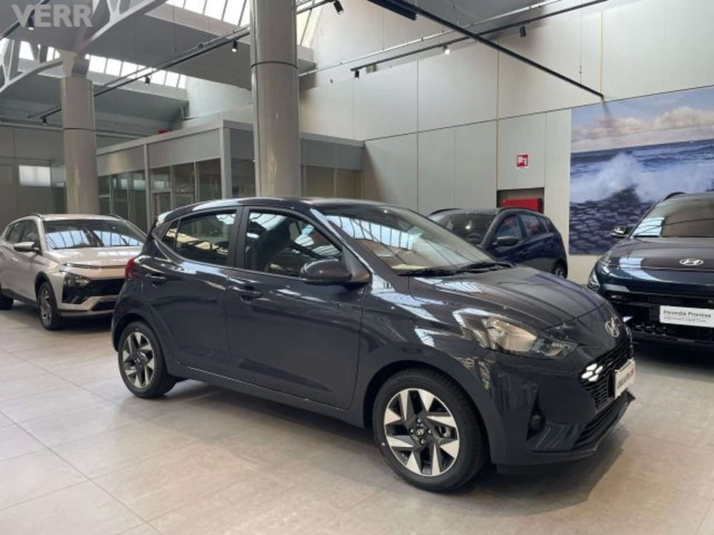 Hyundai i10 nuova a Milano (11)