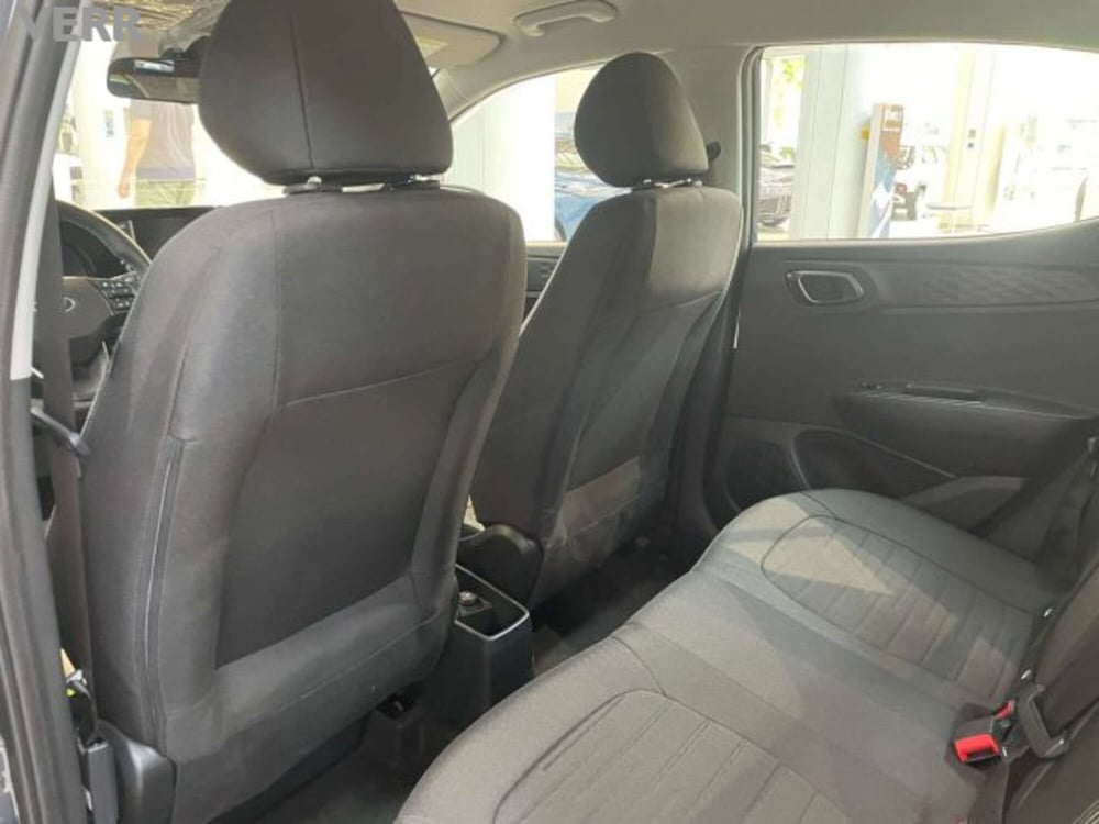 Hyundai i10 nuova a Milano (6)