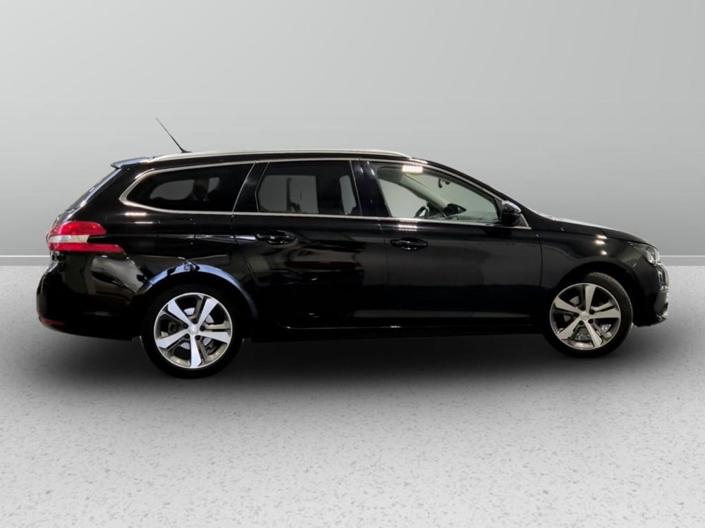 Peugeot 308 SW usata a Padova (5)