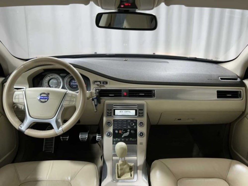 Volvo XC70 usata a Sondrio (12)