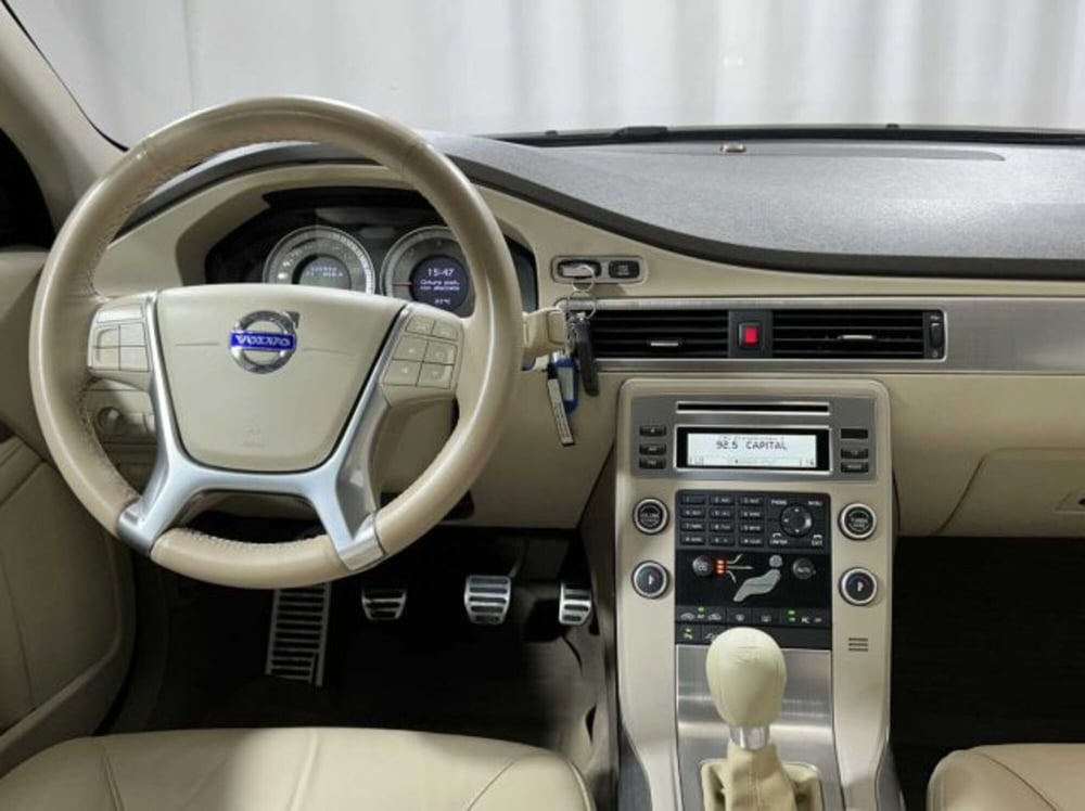 Volvo XC70 usata a Sondrio (13)