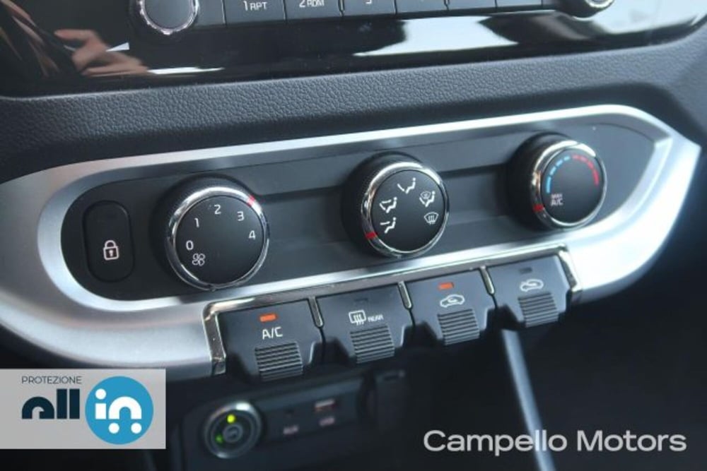 Kia Rio usata a Venezia (11)