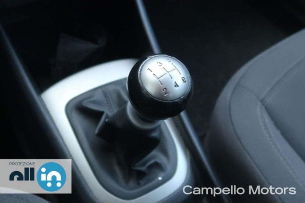 Kia Rio usata a Venezia (12)