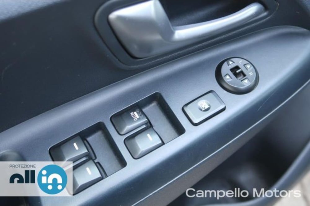 Kia Rio usata a Venezia (15)