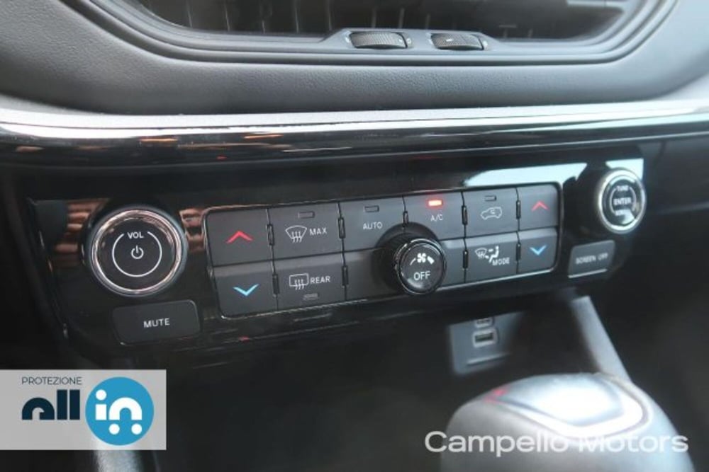 Jeep Compass usata a Venezia (11)