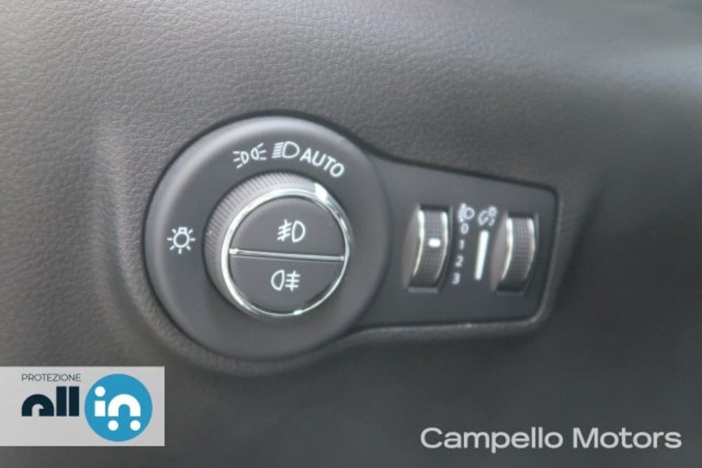 Jeep Compass usata a Venezia (17)