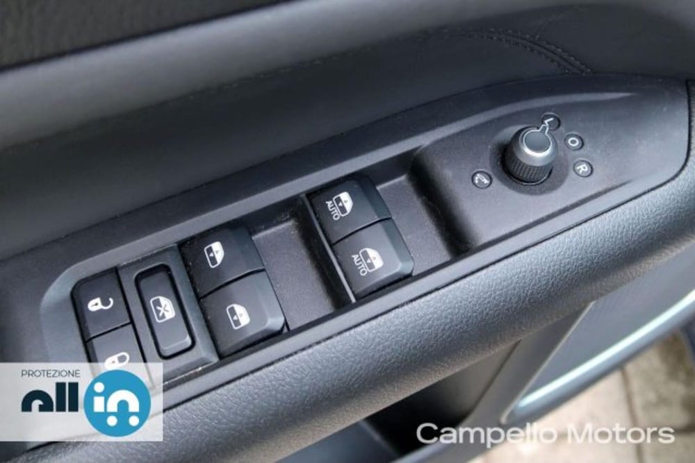Jeep Compass usata a Venezia (18)