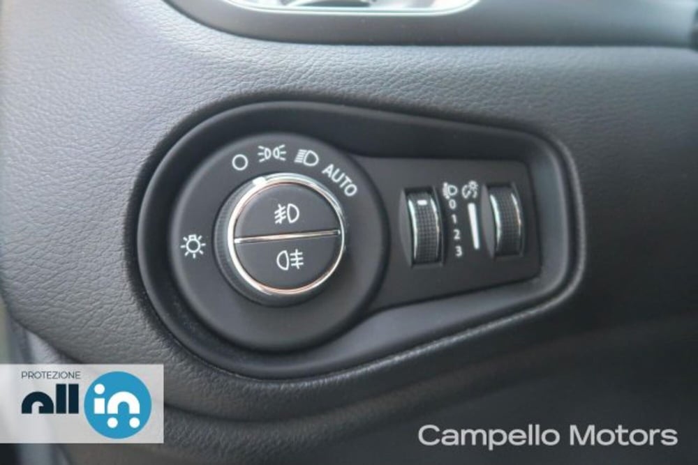 Jeep Renegade usata a Venezia (16)