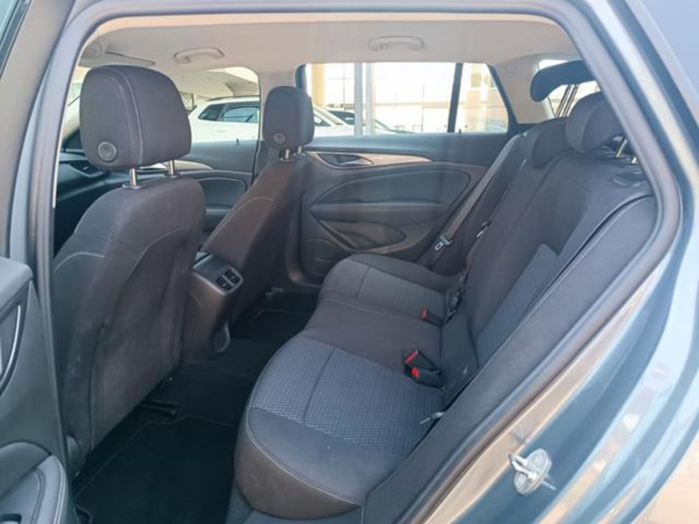Opel Insignia Station Wagon usata a Pisa (17)