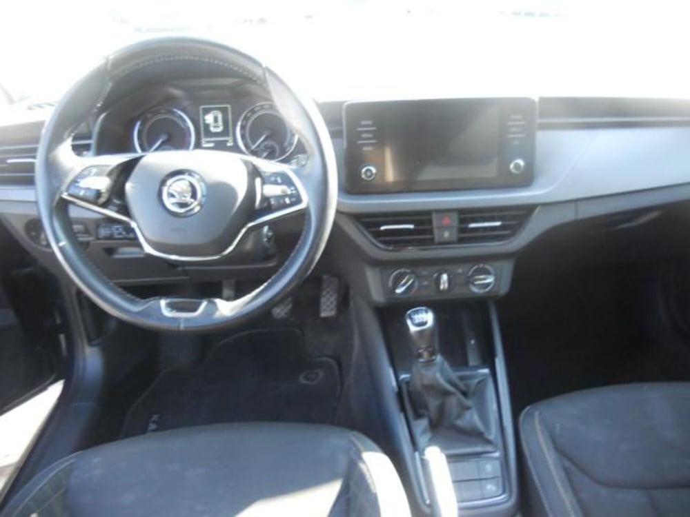 Skoda Kamiq usata a Pisa (11)