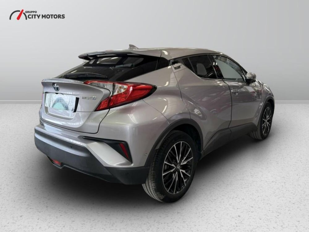 Toyota Toyota C-HR usata a Monza e Brianza (7)