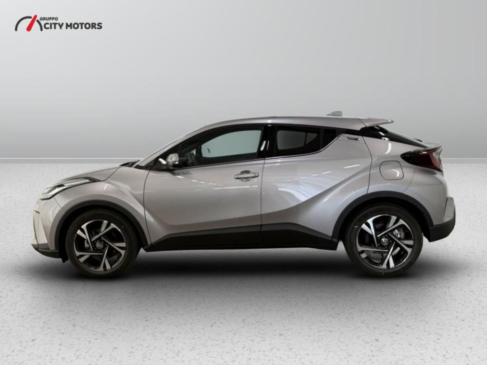 Toyota Toyota C-HR nuova a Monza e Brianza (3)