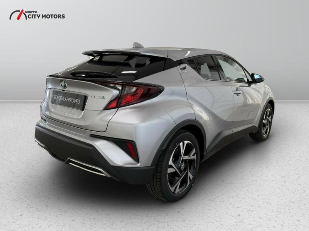 Toyota Toyota C-HR nuova a Monza e Brianza (6)