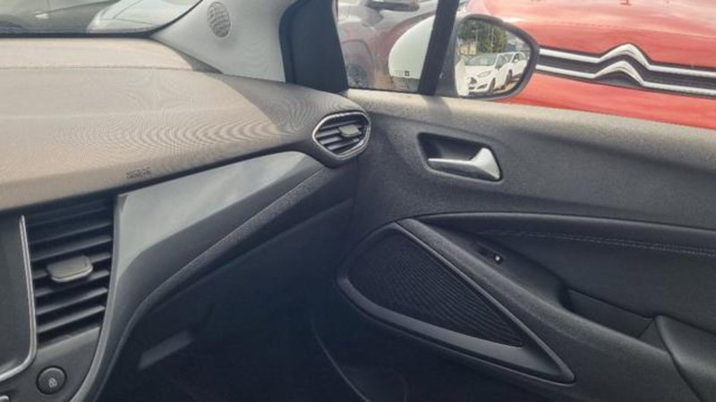 Opel Crossland usata a Savona (13)