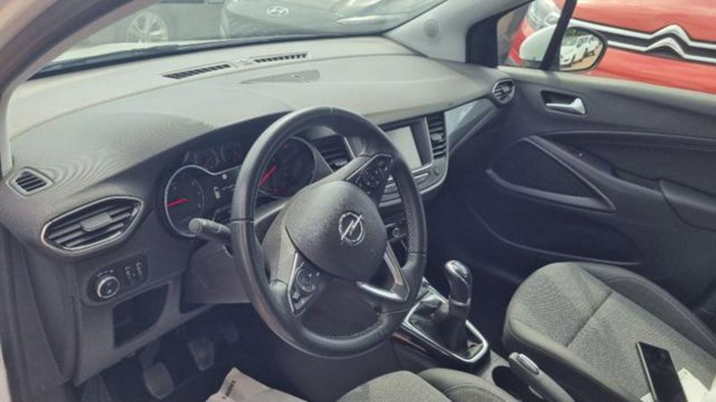 Opel Crossland usata a Savona (16)