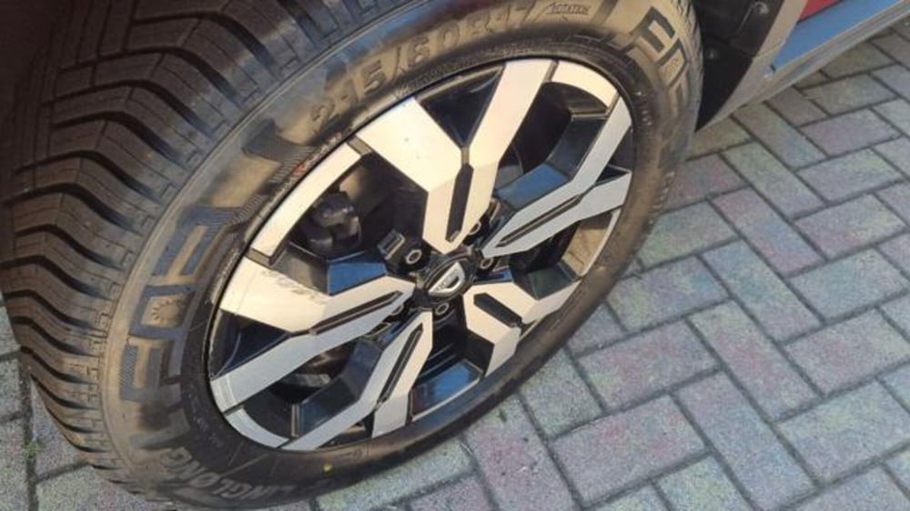 Dacia Duster usata a Savona (10)