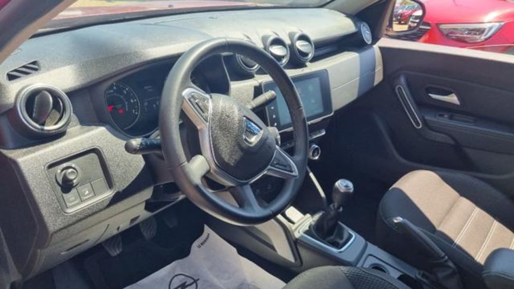 Dacia Duster usata a Savona (12)