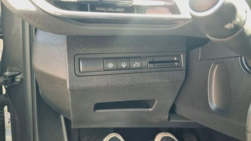Peugeot 3008 usata a Savona (7)