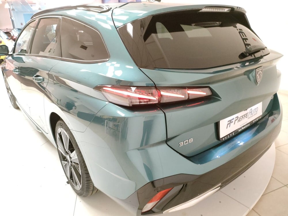 Peugeot 308 SW nuova a Ascoli Piceno (9)