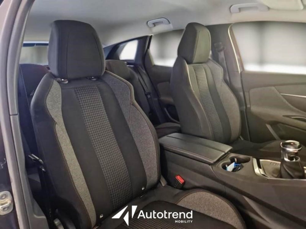 Peugeot 3008 usata a Bari (6)