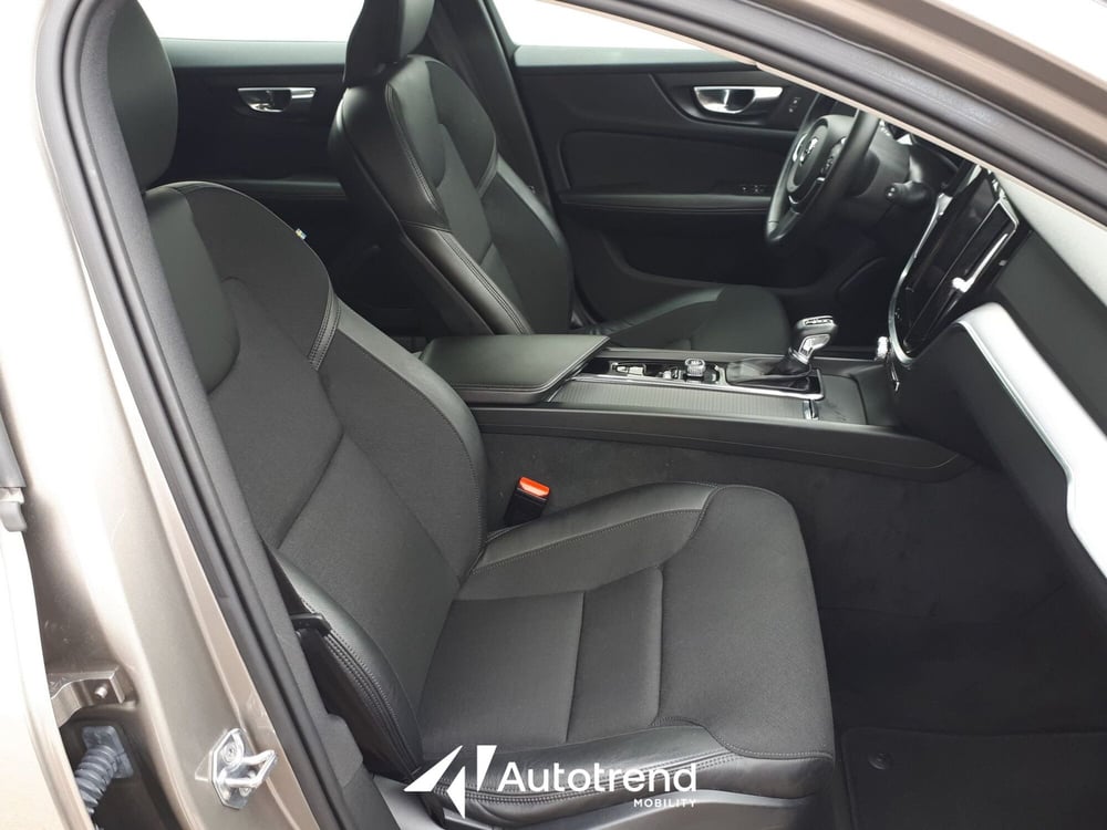 Volvo V60 usata a Bari (5)