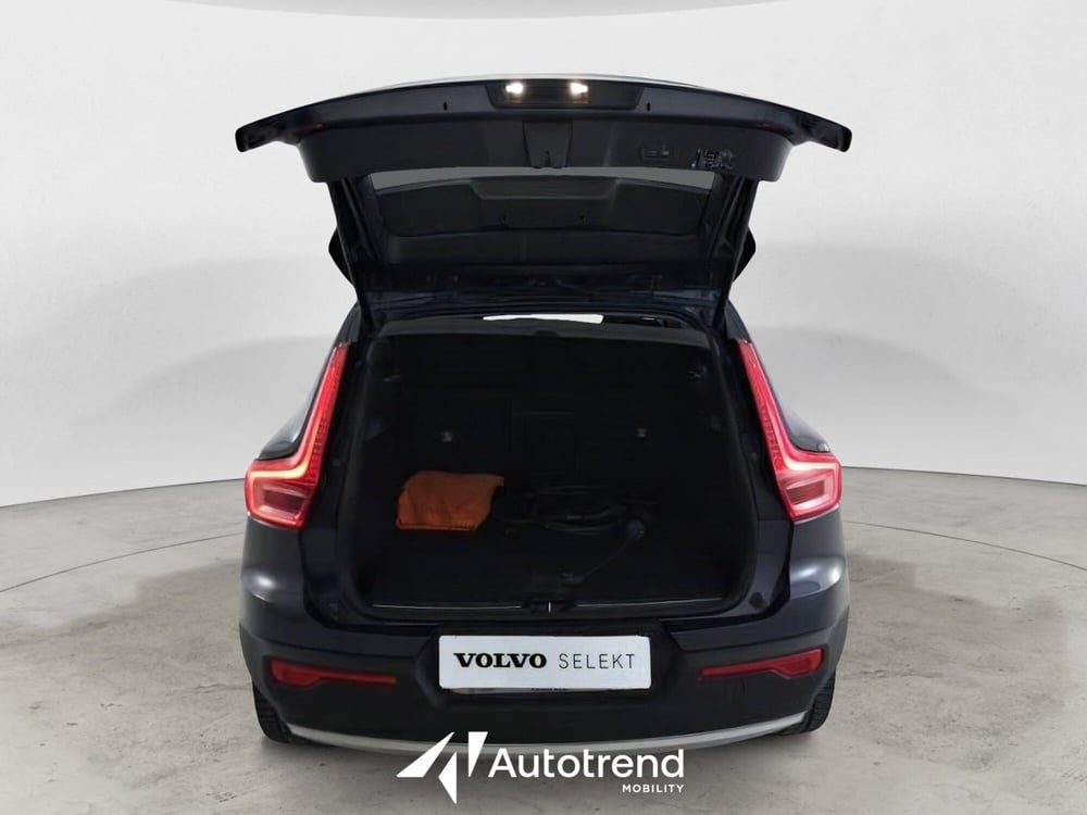Volvo XC40 usata a Bari (12)
