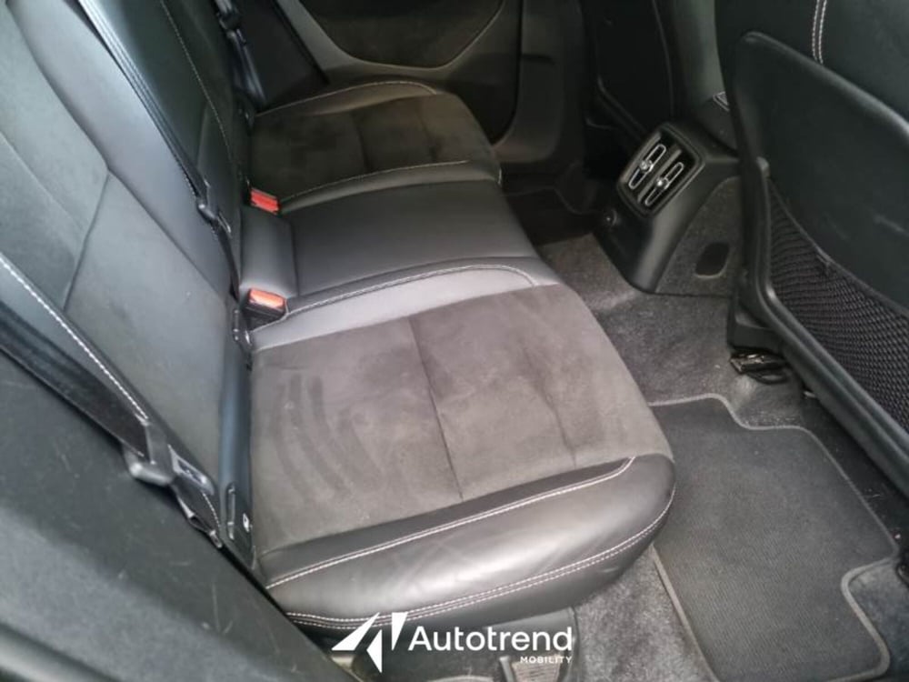Volvo XC40 usata a Bari (12)